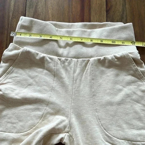Nike Capri sweatpants - Picture 5 of 10